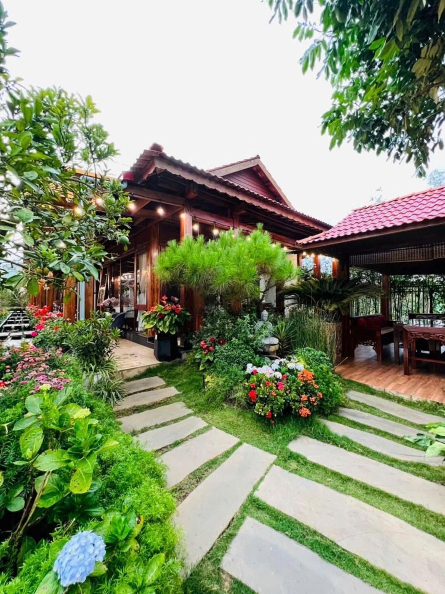 Vuon Tra Homestay Mang Den Kon Von Kla Exterior photo